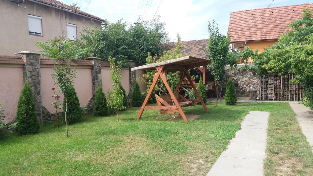 Sima Villa Berehove  Exterior photo